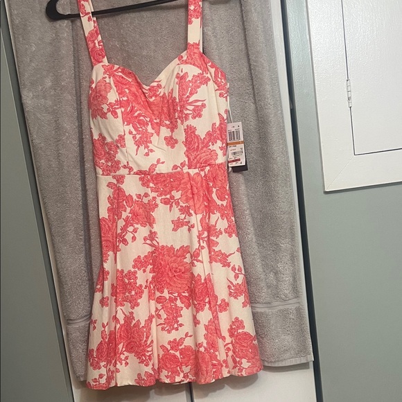 Floral Pink and White Dress - Picture 1 of 2